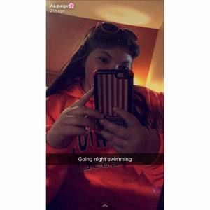 Meet your Posher, Paige